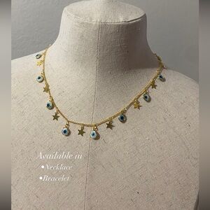 Star eye necklace